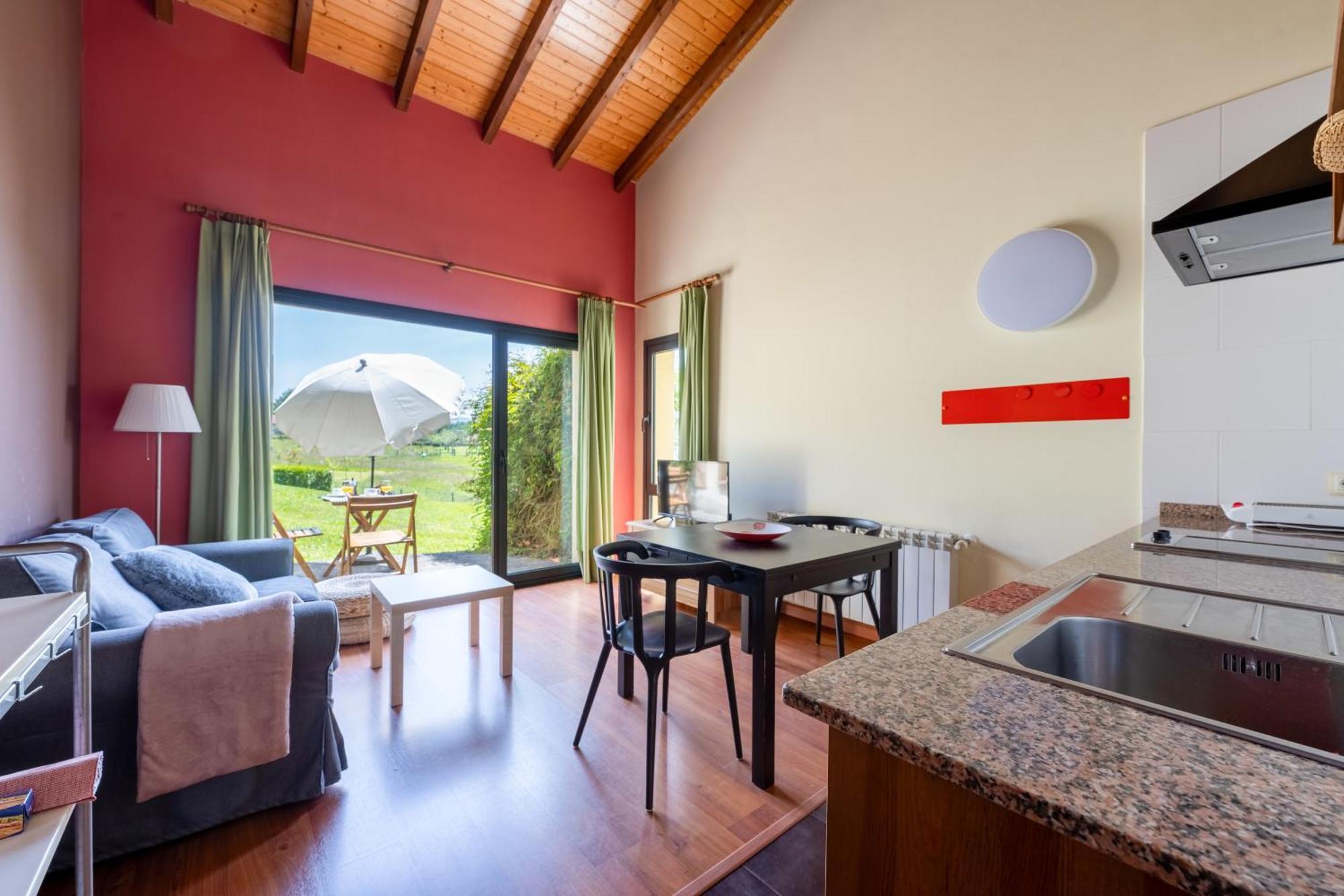 Castiello de la Marina Almarinae Apartamentos מראה חיצוני תמונה